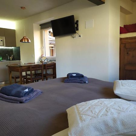 Maison Soleil - Chiara Suite อาออสตา ภายนอก รูปภาพ