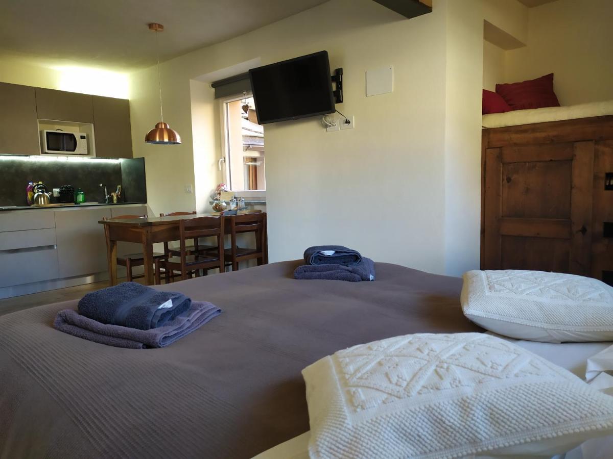 Maison Soleil - Chiara Suite อาออสตา ภายนอก รูปภาพ